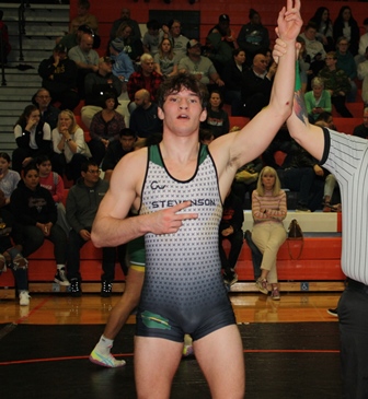 All-Metro boys wrestler of the year: Mascoutah's Santino Robinson closed  high school career with dominant, unbeaten season