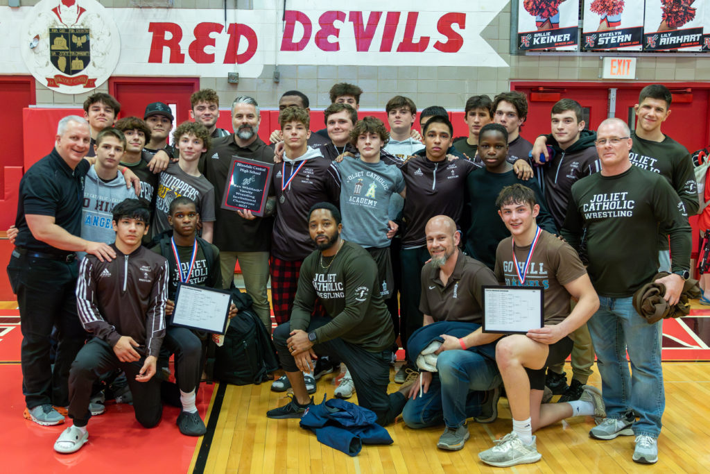Joliet Catholic Academy repeats at Hinsdale Central’s Whitlatch Invitational